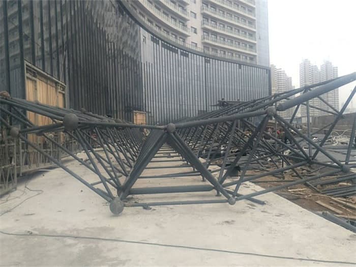 乐清万豪酒店雨棚网架